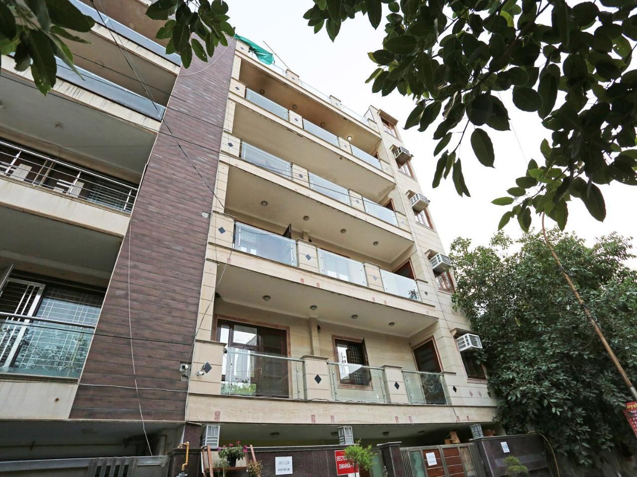 Oyo 10008 Hotel Golden Tree Дели Экстерьер фото